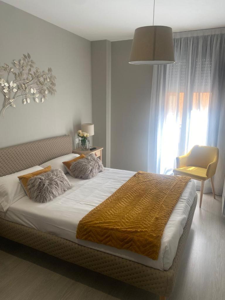 Eh - Apartamentos Heroismo Сарагоса Екстер'єр фото